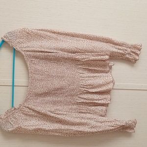 Urban romantic crop long sleeve dress shirt medium